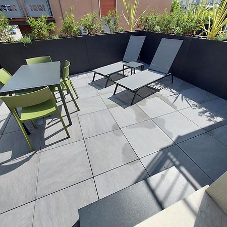 Apartmentsgarda Garda  Bagian luar foto