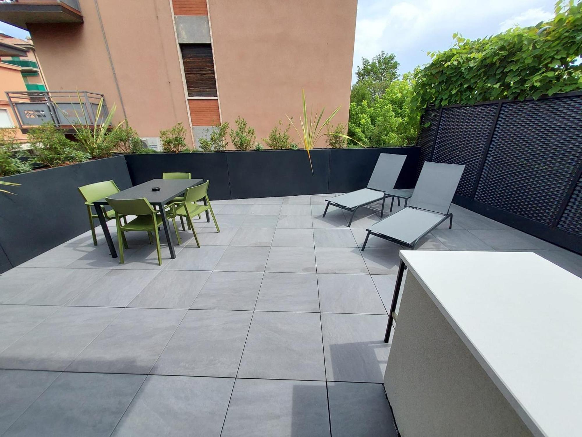 Apartmentsgarda Garda  Bagian luar foto