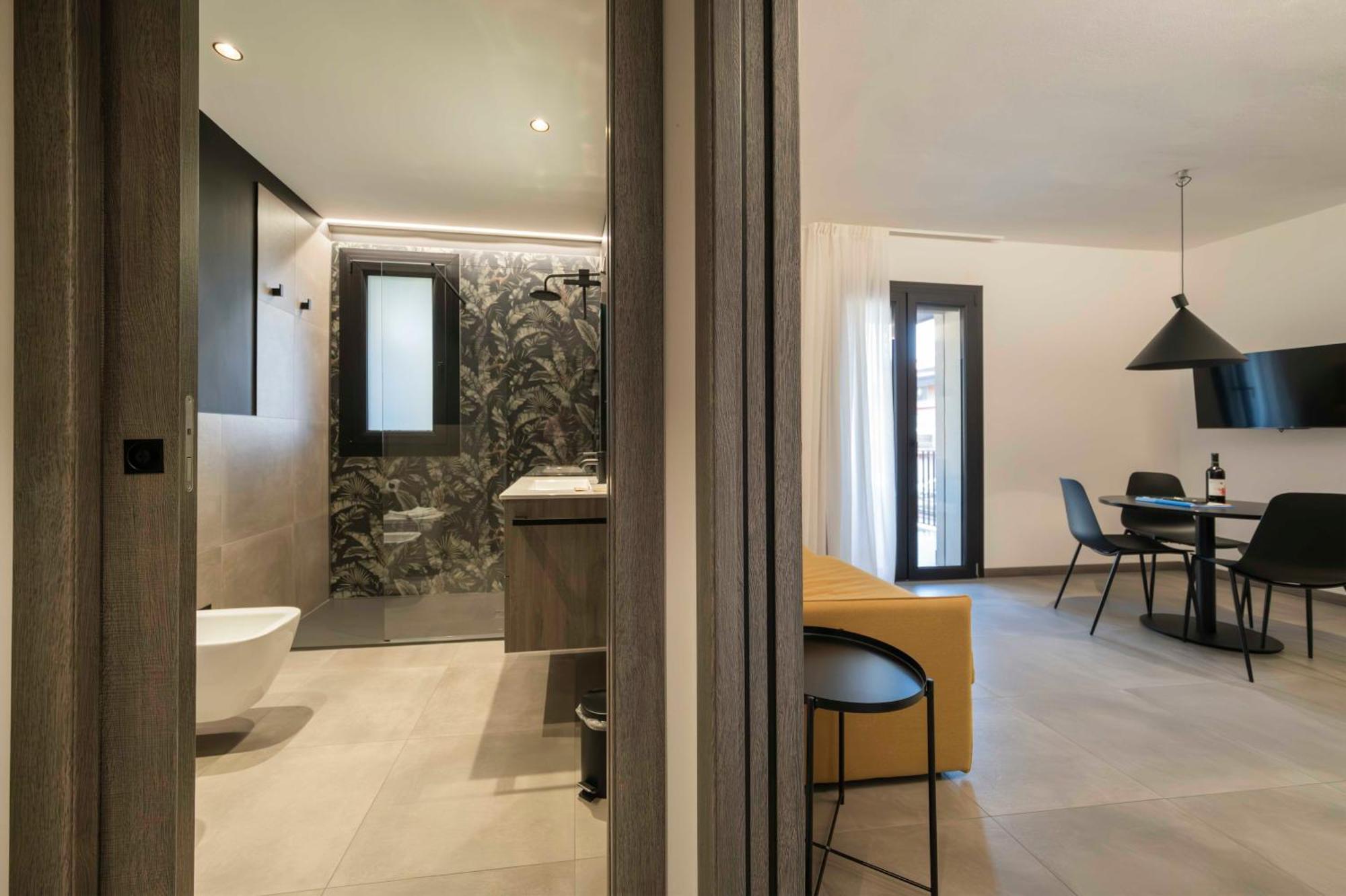 Apartmentsgarda Garda  Bagian luar foto