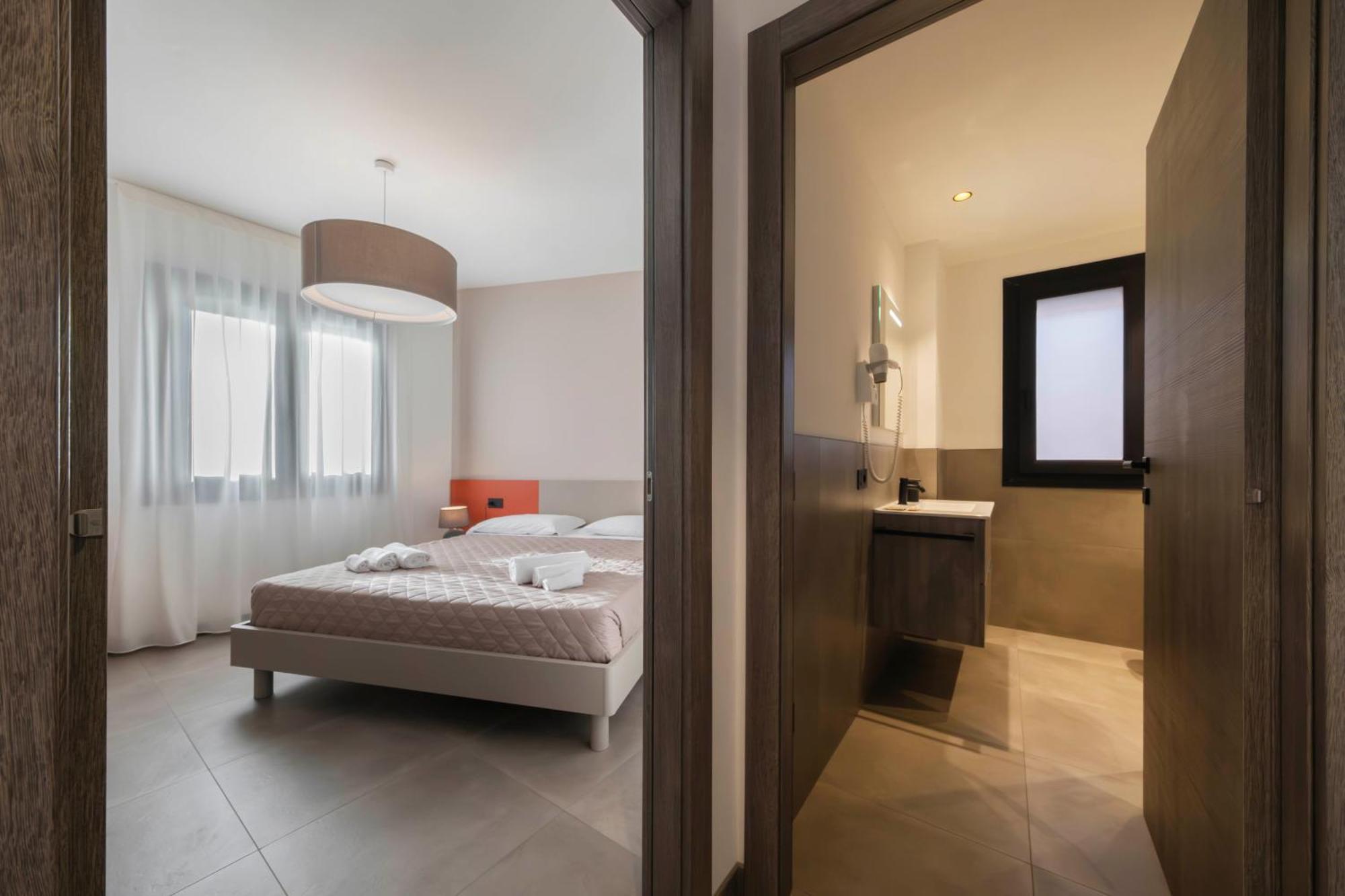 Apartmentsgarda Garda  Bagian luar foto