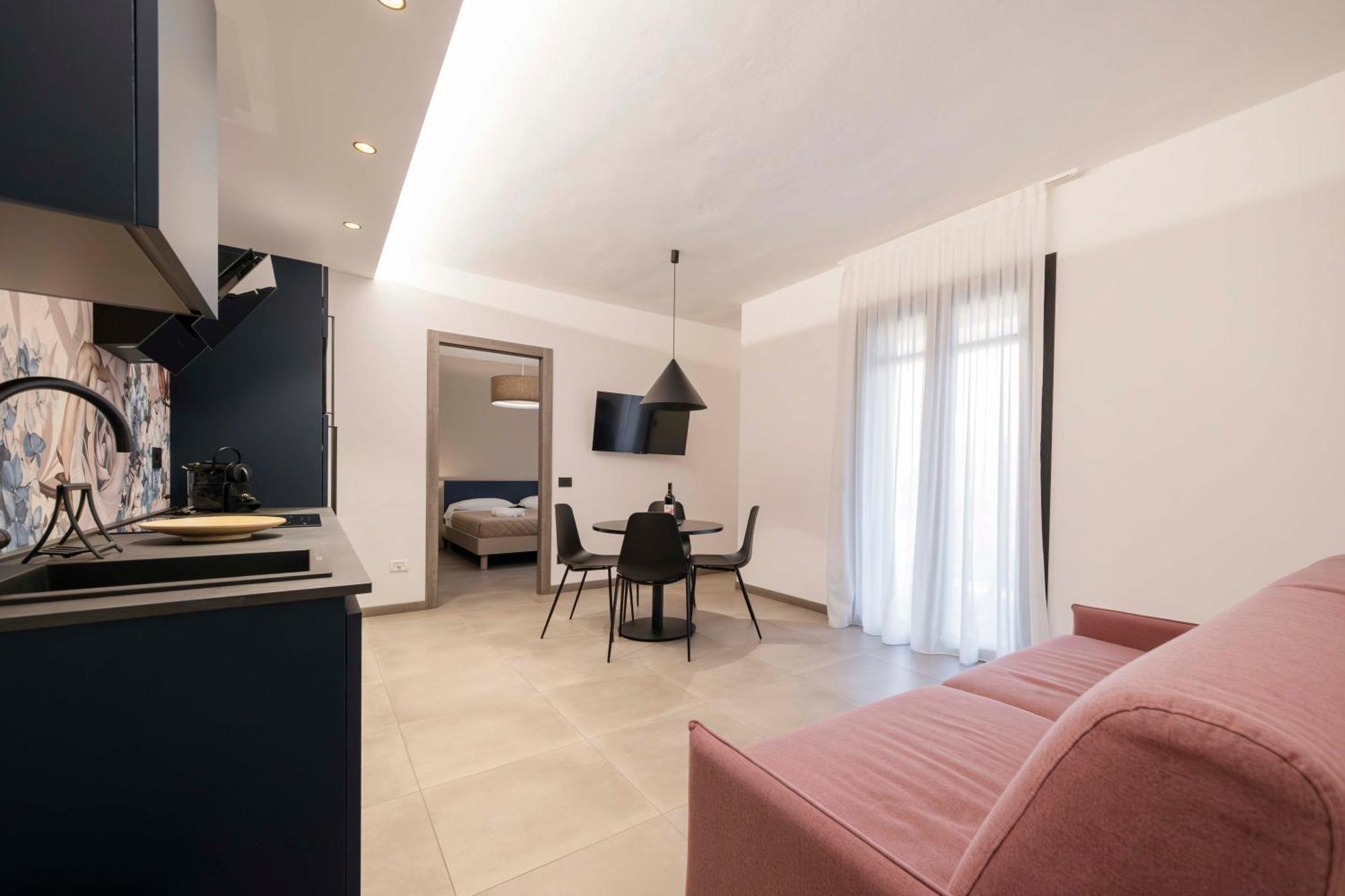 Apartmentsgarda Garda  Bagian luar foto