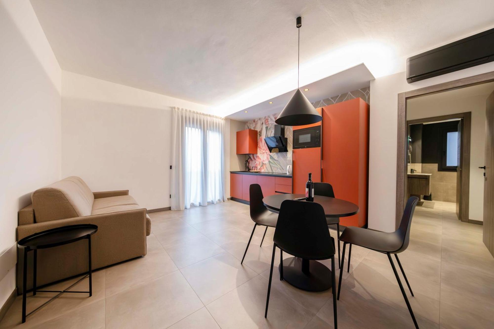 Apartmentsgarda Garda  Bagian luar foto