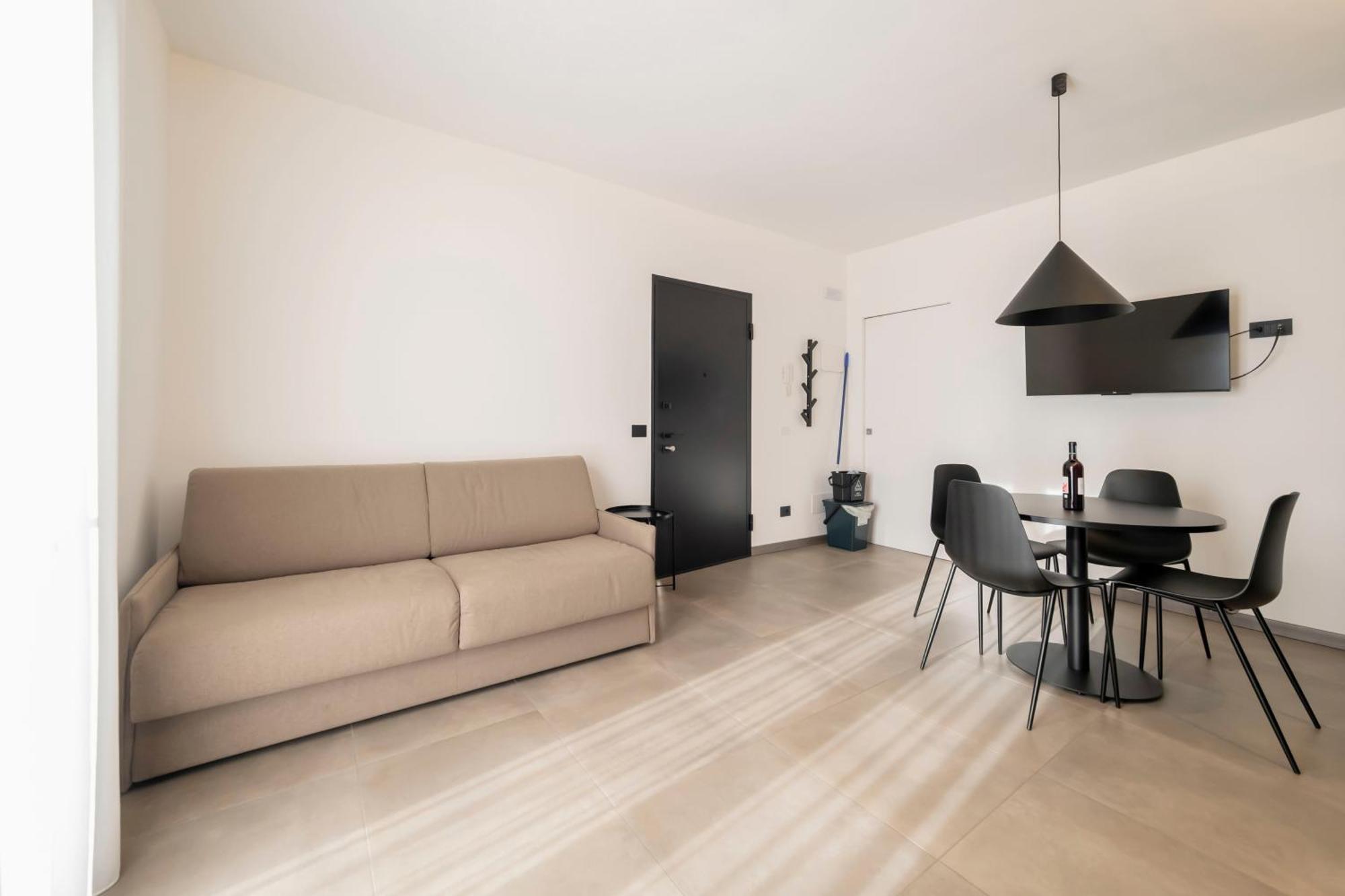 Apartmentsgarda Garda  Bagian luar foto